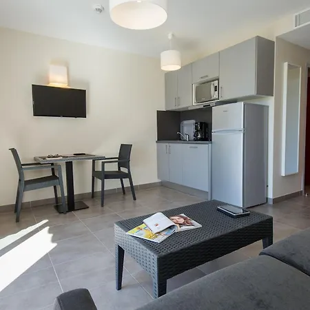 Sowell Residences Les Perles Du Golfe De Saint-tropez 4* 그리모