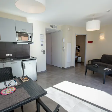 Sowell Residences Les Perles Du Golfe De Saint-tropez 4* 그리모