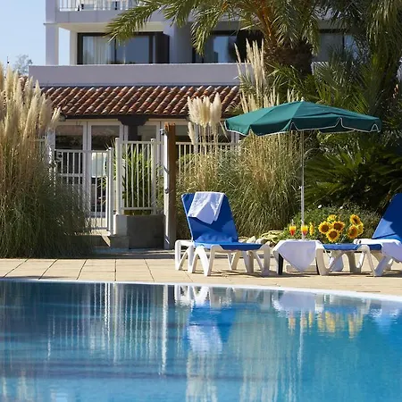 Sowell Residences Les Perles Du Golfe De Saint-tropez Apartmanhotel 4*