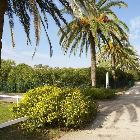 Sowell Residences Les Perles Du Golfe De Saint-tropez 4* 그리모