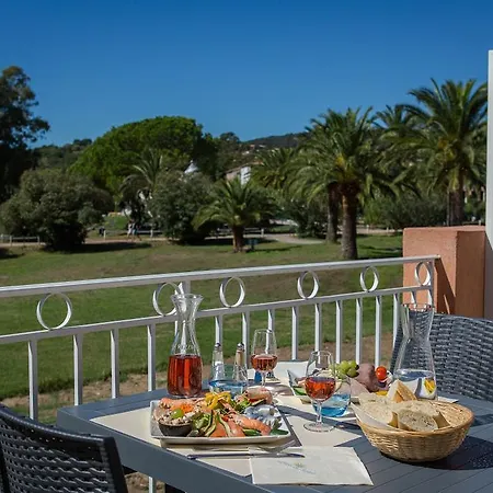 Sowell Residences Les Perles Du Golfe De Saint-tropez 그리모