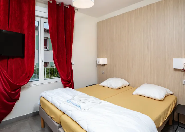 Sowell Residences Les Perles Du Golfe De Saint-tropez アパートホテル グリモー