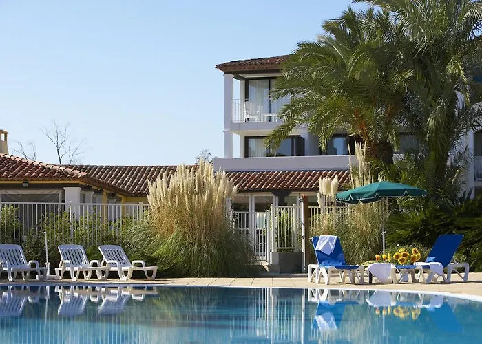 Sowell Residences Les Perles Du Golfe De Saint-tropez 4* グリモー