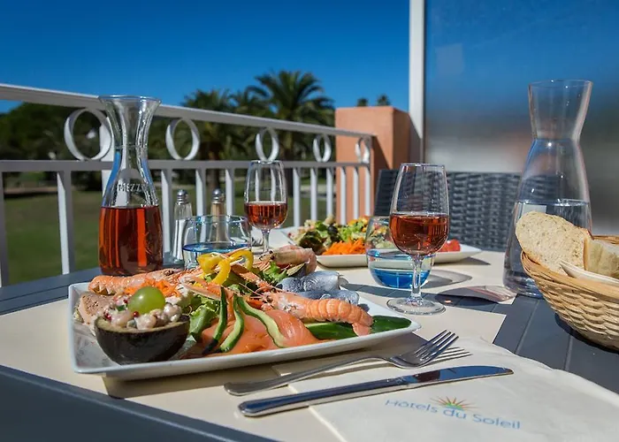アパートホテル Sowell Residences Les Perles Du Golfe De Saint-tropez 4*