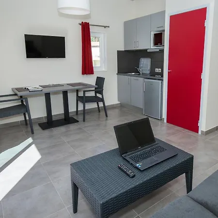 Sowell Residences Les Perles Du Golfe De Saint-tropez Aparthotel