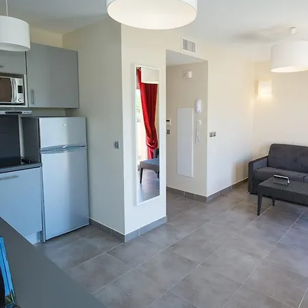 Sowell Residences Les Perles Du Golfe De Saint-tropez Grimaud